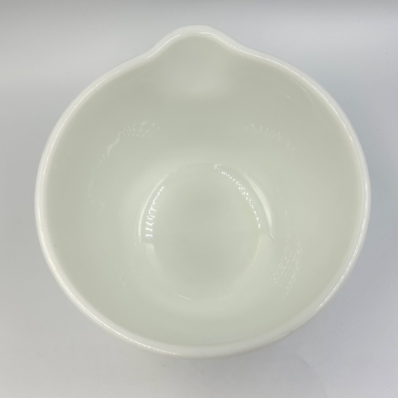 Pyrex Hamilton Beach White Milk Glass Vintage Ribbed Mixing Bowl #25 w/ Spout - Picture 5 of 9